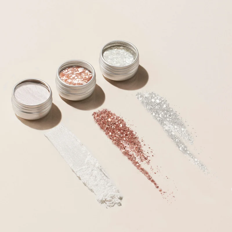 Trios de paillettes et poudres à effets