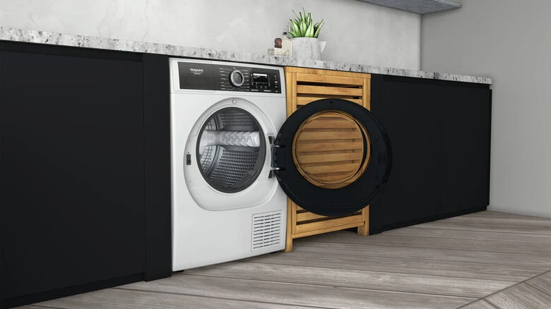 Hotpoint H8 D94WB IT asciugatrice Libera installazione Caricamento frontale 9 kg A+++ Bianco