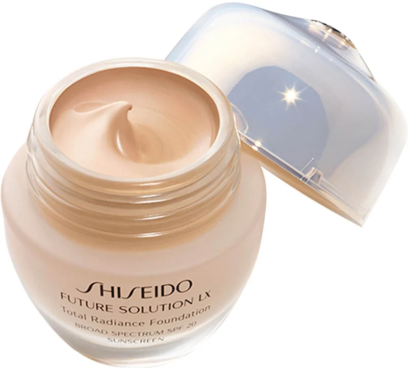 Total Radiance Foundation SPF 20 Ricco Fondotinta Setoso per Uno