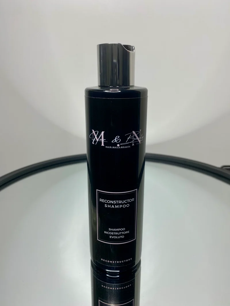 RECONSTRUCTOR SHAMPOO