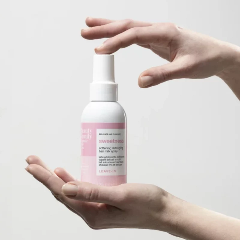 Nook Beauty Family Sweetness Latte addolcente districante per capelli delicati