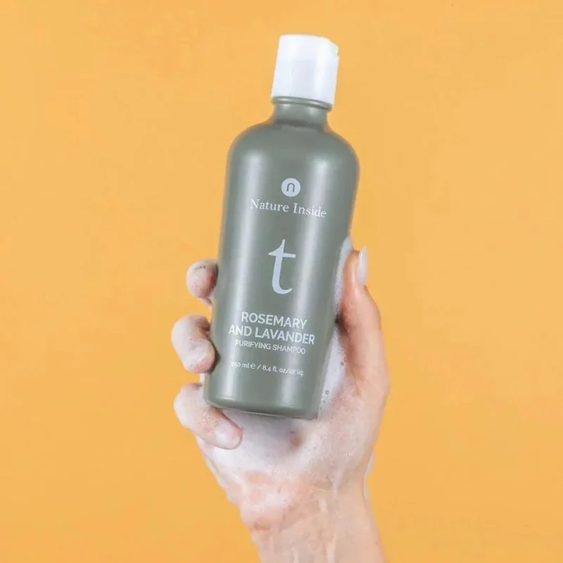Naturalmente Nature Inside Rosemary and Lavender Shampoo purificante