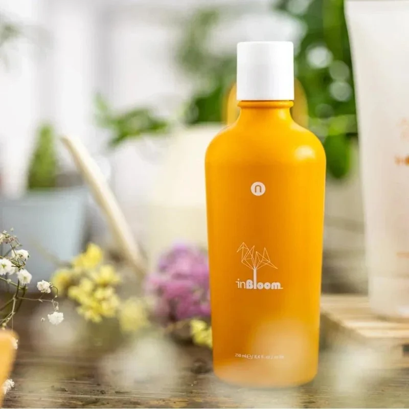 Naturalmente InBloom Lush Shampoo Ristrutturante capelli secchi e danneggiati