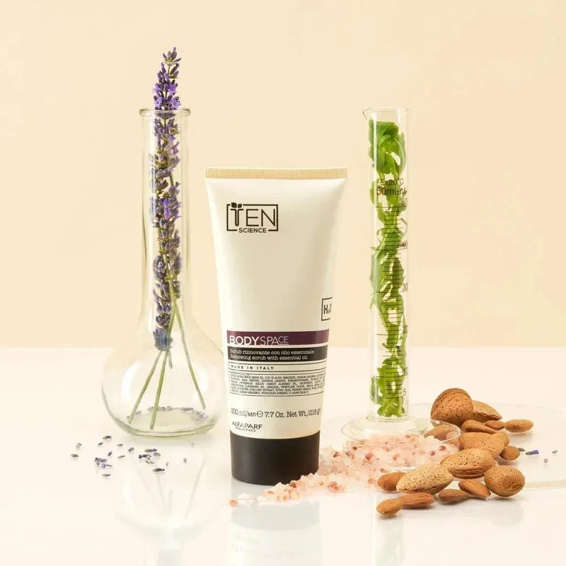 TEN Body Space Scrub rinnovante con olio essenziale 200ml