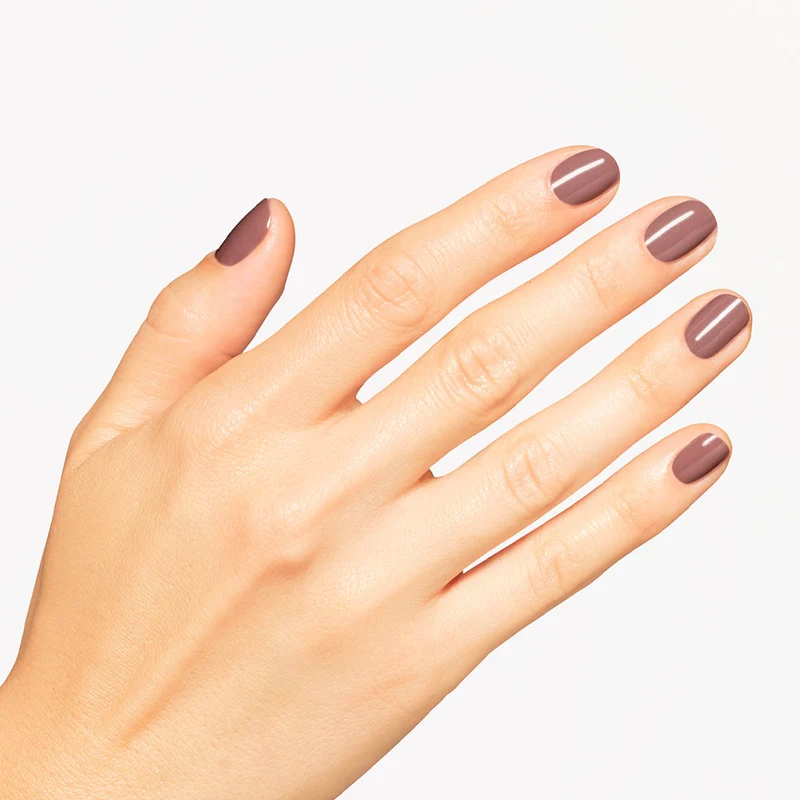 OPI Nail Laquer Spring 26 The New OPIcons You Don't Know Suzi 15ml - smalto marrone