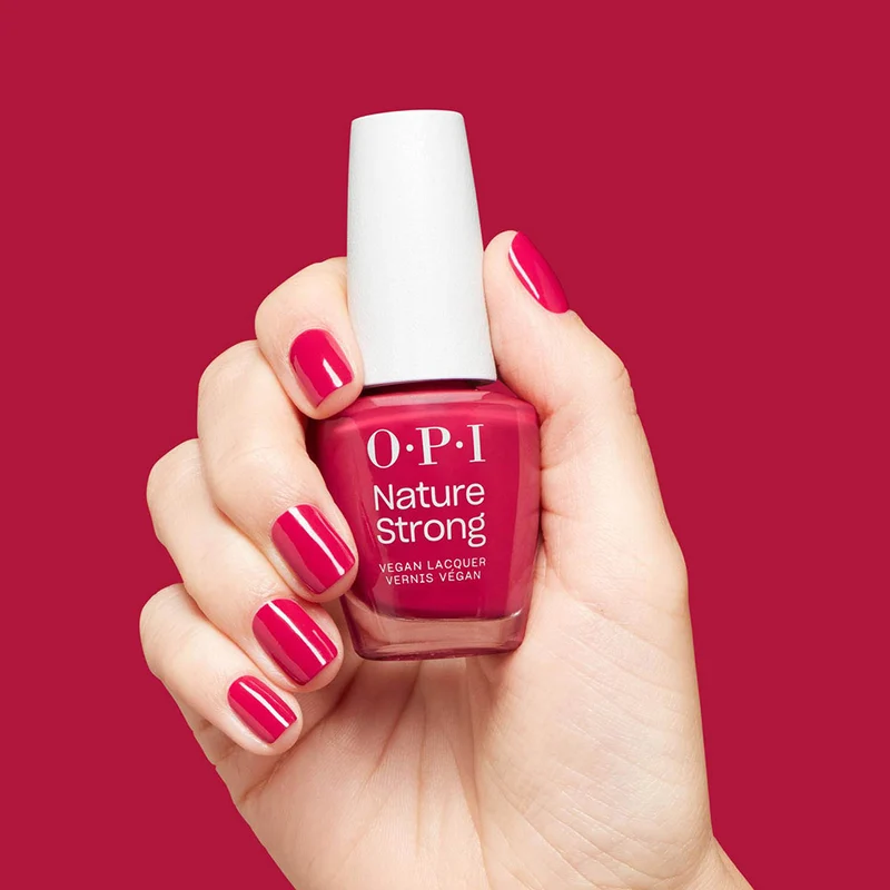 OPI Nature Strong NAT049 Berry Pickin’ Season 15ml - smalto vegano