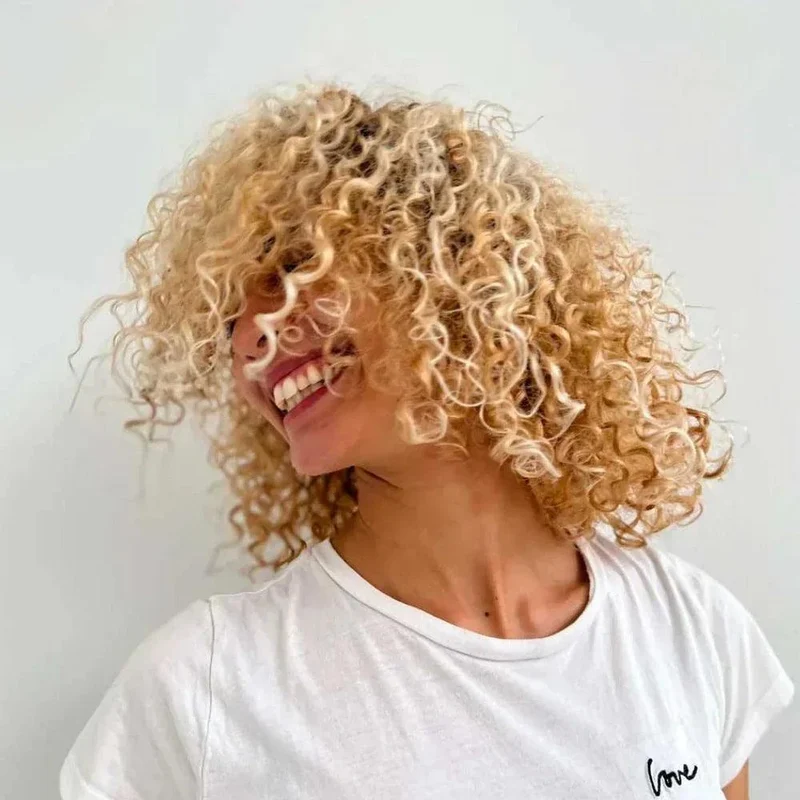 Curl Passion Curl Shaper modellante capelli ricci 200ml Milk Shake