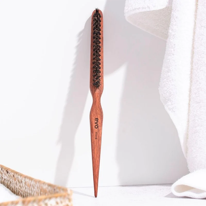 Evo Tyler Teasing Brush - spazzola sottile di definizione