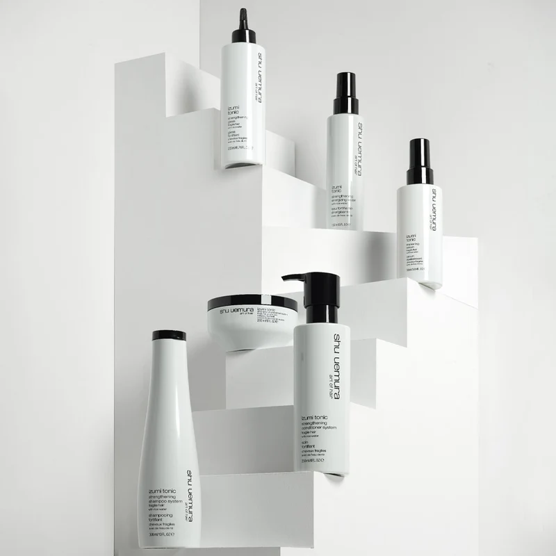 Shu Uemura Izumi Tonic Strenghthening Gloss Fragile Hair 200ml - tonico rinforzante illuminante