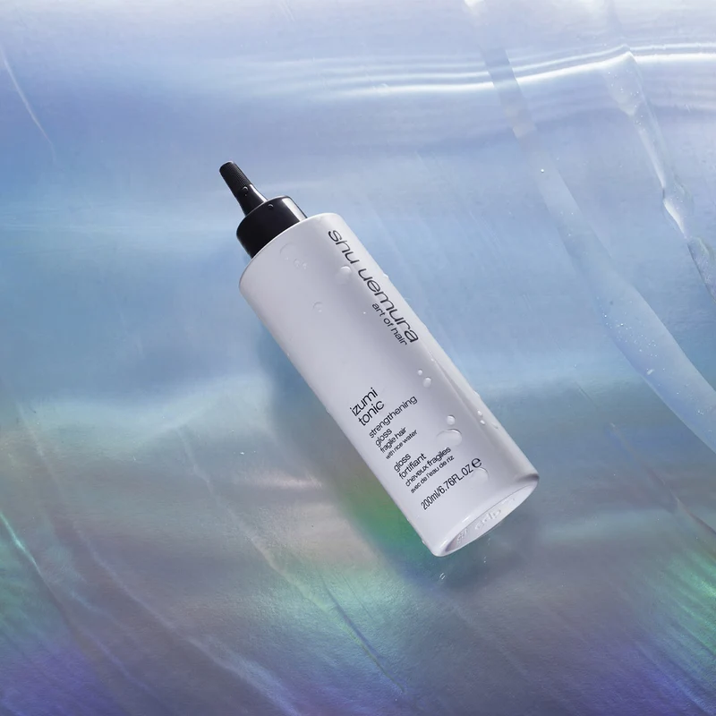 Shu Uemura Izumi Tonic Strenghthening Gloss Fragile Hair 200ml - tonico rinforzante illuminante