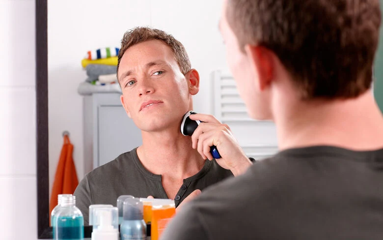 Philips SHAVER Series 3000 Rasoio elettrico per rasatura a secco PT711/17