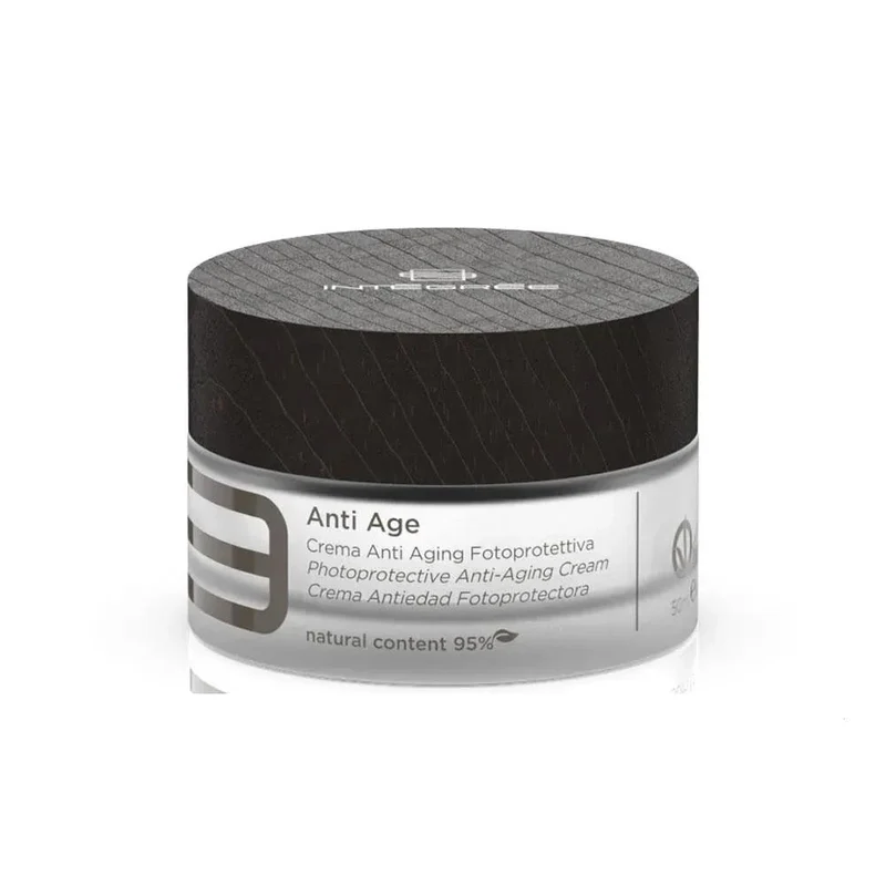 Integree Anti Age Crema Anti Aging Fotoprotettiva 50ml