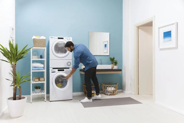 Candy Smart Pro CSOE H10A2DE-S asciugatrice Libera installazione Caricamento frontale 10 kg Bianco