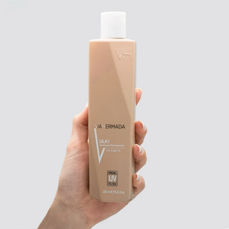 VIAHERMADA Silky Shampoo 250ml Mask 250ml + Cerchietto Bombato Rivestito Con Catene e Strass In Omaggio