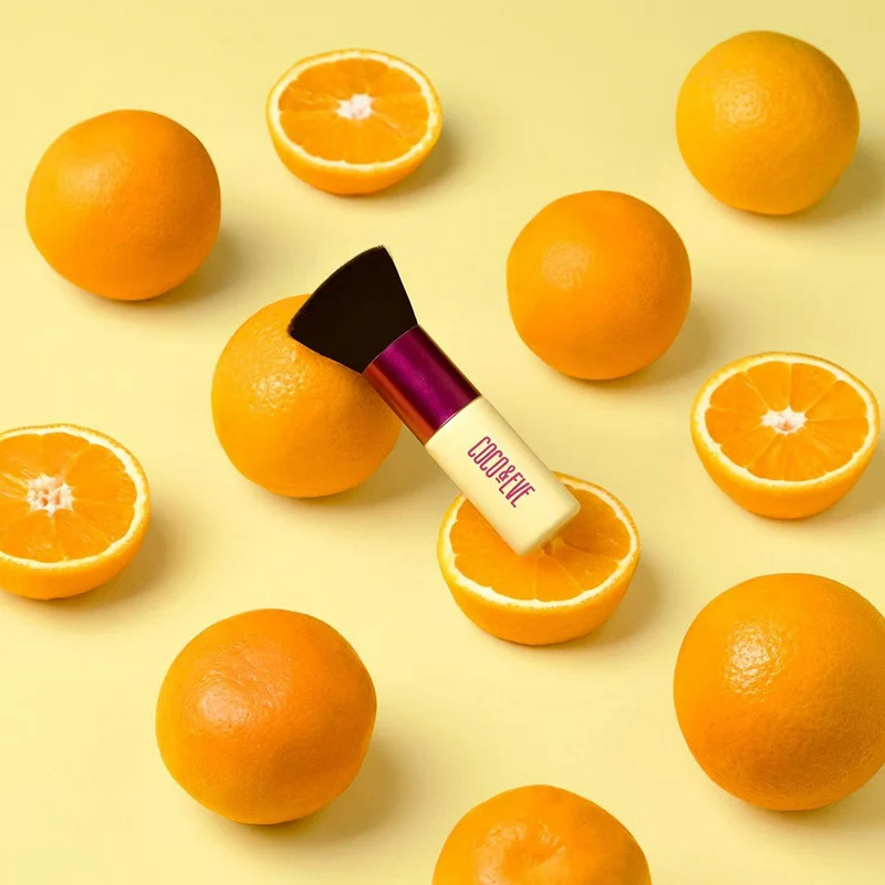 Coco & Eve Sunny Honey Delux Vegan Kabuki Brush - pennello applicatore autoabbronzante