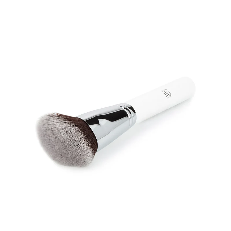 Ilū Make Up Angled Blush Kabuki Brush 301 - pennello angolato da blush