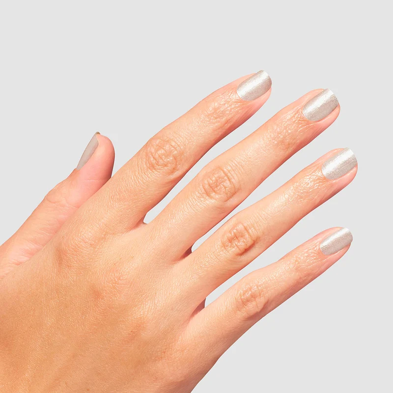 OPI Nail Lacquer I'm Dreaming Spring 2025 Hands in the Clouds 15ml - smalto