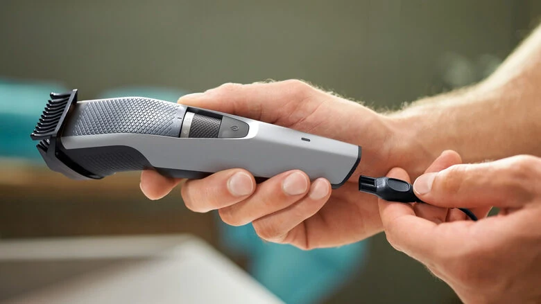Philips Rifinitore per barba con impostazioni di precisione da 0,5 mm