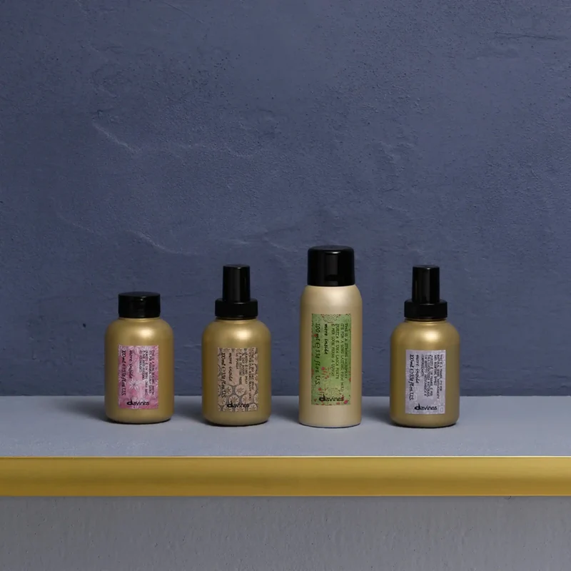 Davines MORE INSIDE Questa è una Cera Illuminante 75ml