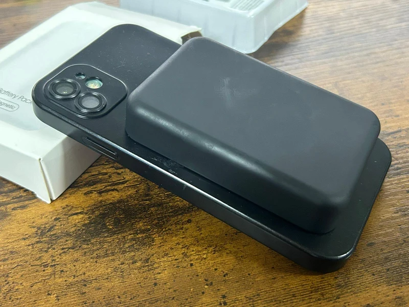 Power Bank Magnetico 10000mAh 15W Wireless con USB-C per iPhone e Android MagSafe