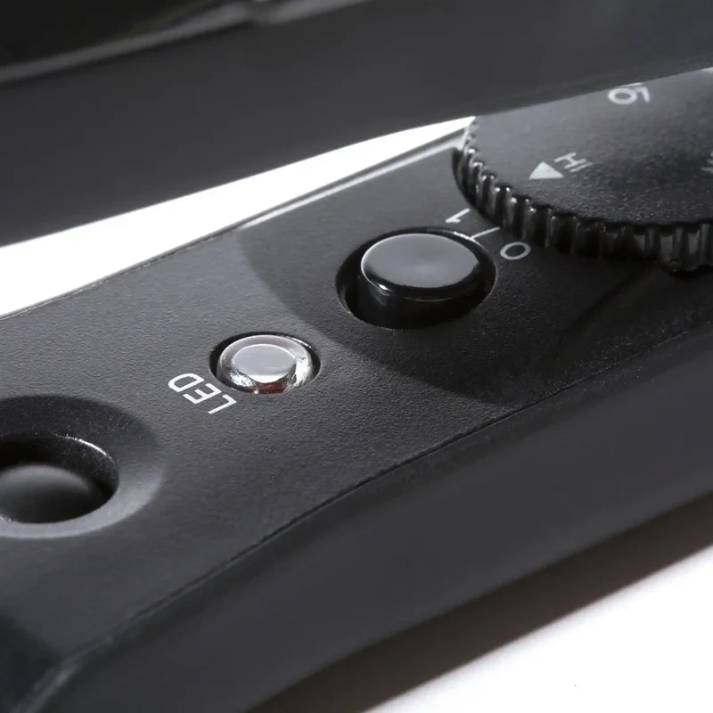 Upgrade Steam Piastra Professionale a Vapore UG92E - Lisciature Ultra-Potenti e Durature