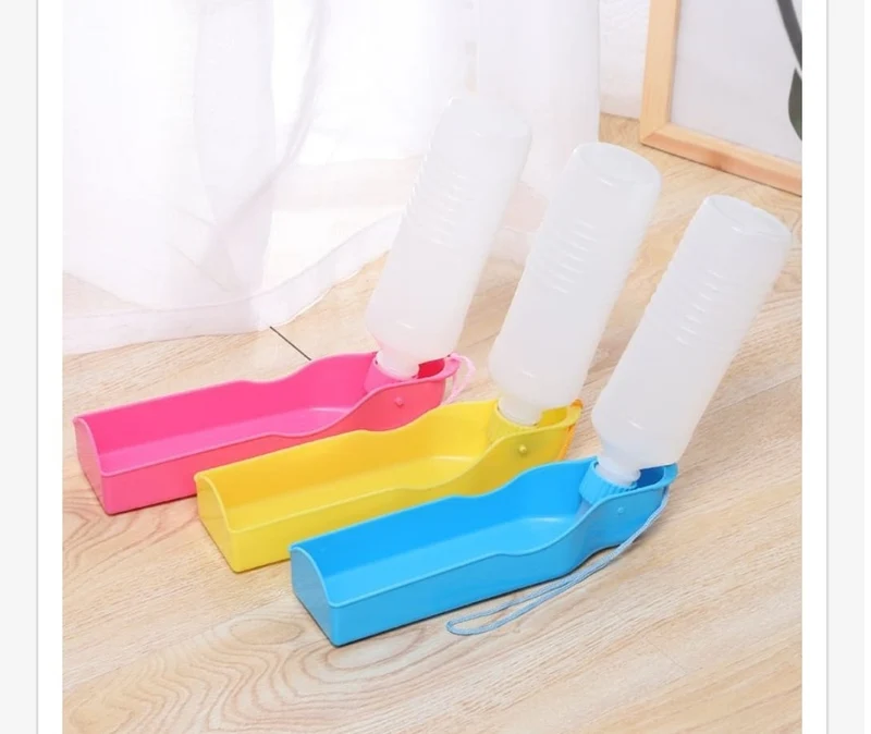Abbeveratoio Beverino in plastica dispenser per animali domestici da viaggio portatile con bottiglia da 450 ml