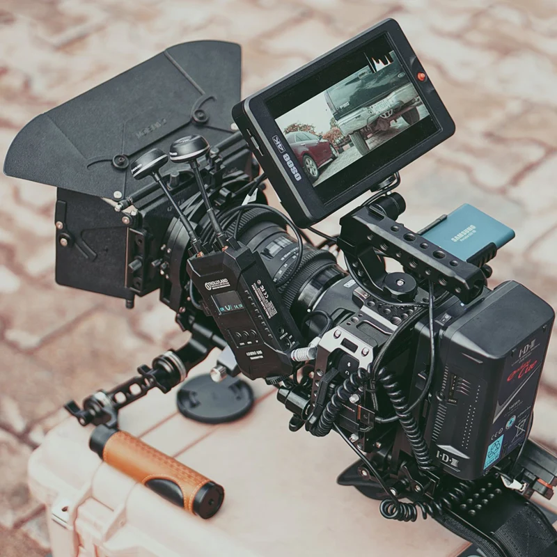 G7 7" HDR On-Camera Field Monitor Kit | 1000nits Brightness, Waveform & Peaking, 3D LUT Support | HDMI I/O with Sunhood & Mounting Solutions