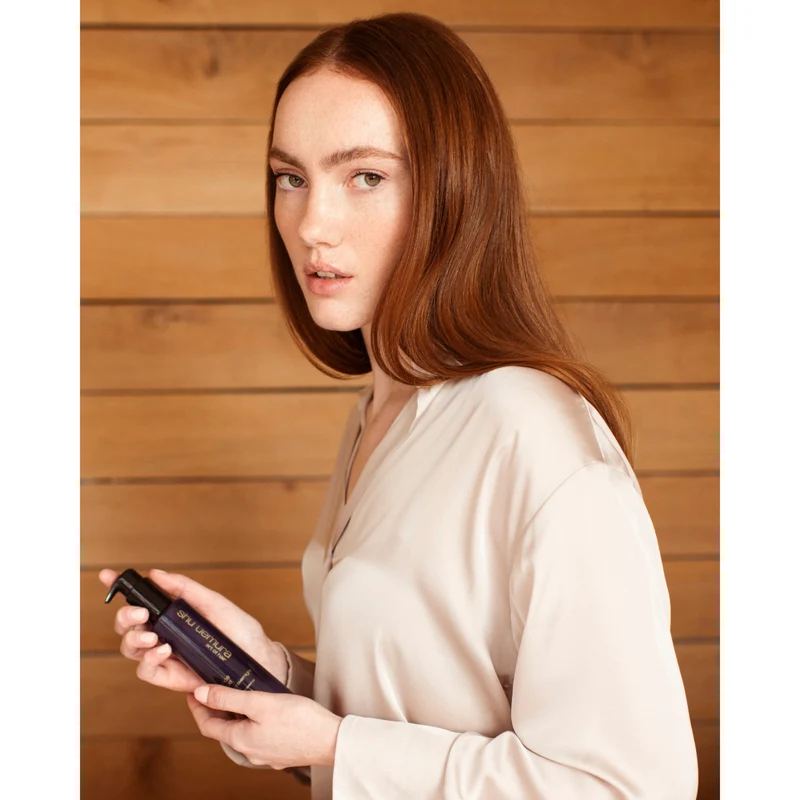 Shu Uemura Essence Absolue Overnight Serum 150ml per Capelli Secchi, Crespi e Spenti