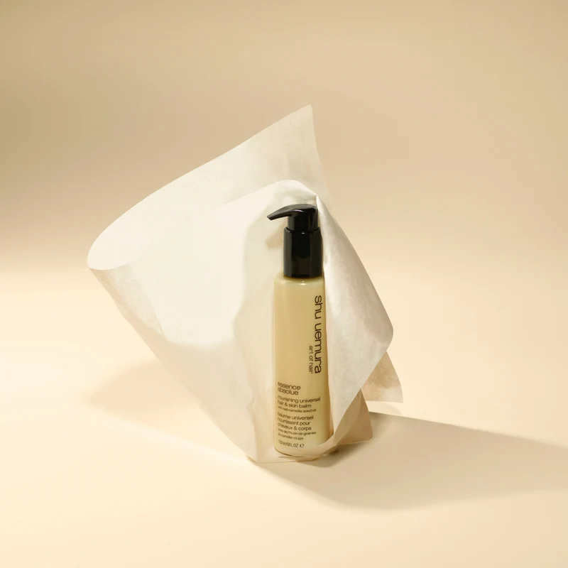 Shu Uemura Essence Absolue Nourishing Universal Balm 150ml per Capelli Secchi e Pelle Disidratata