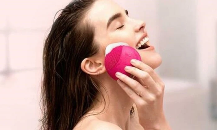 Spazzola Sonica Per Pulizia Viso Ricaricabile