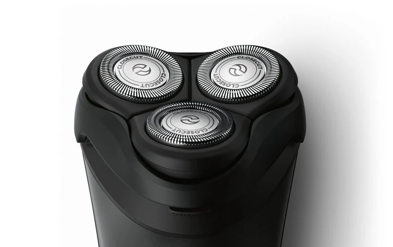 Philips 1000 series Rasoio elettrico per rasatura a secco con lame CloseCut