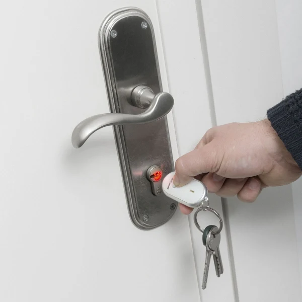 Portachiavi Localizzatore di Chiavi con Suono e Luce Led Attivabile con un Fischio