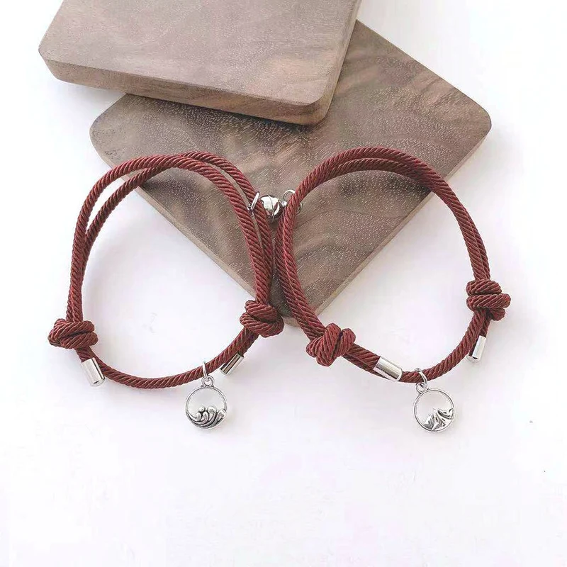 Set 2 Bracciali con Calamita - Oltre le Montagne e gli Oceani - Amore, Amicizia