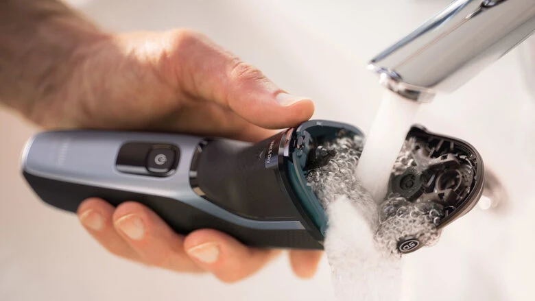 Philips Norelco Shaver 3100 Rasoio elettrico Wet & Dry, Serie 3000