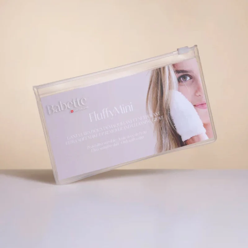 Gant nettoyant et démaquillant ultra-doux FluffyMini