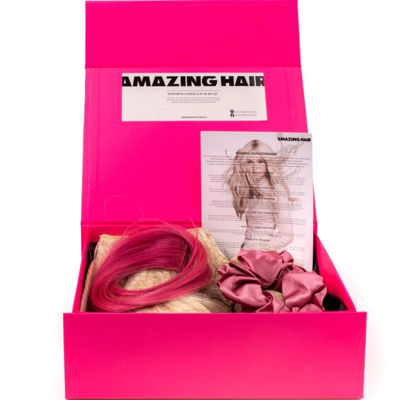 Gift Box With Synthetic 5 Piece Clip Ins 22" #10 Caramel