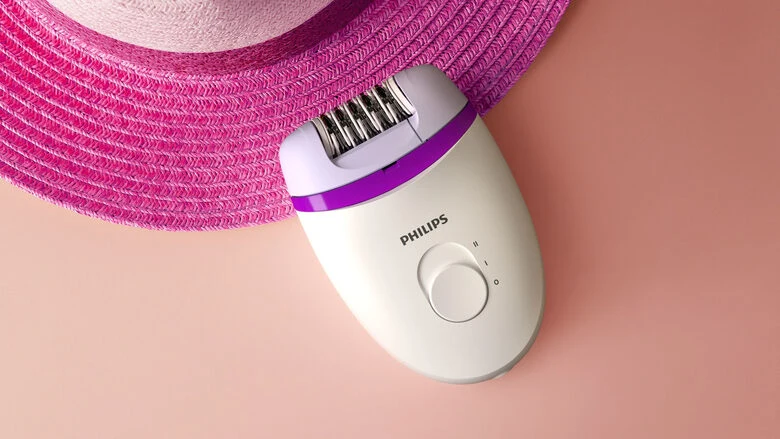 Philips Satinelle Essential Epilatore con filo compatto con rifinitore per la zona bikini.