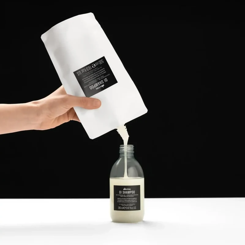 Davines OI Shampoo Ricarica 500 ml – Shampoo Illuminante e Nutriente per Tutti i Tipi di Capelli